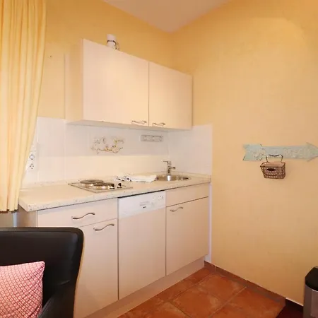 Haus Oevern Diek 1 A 아파트